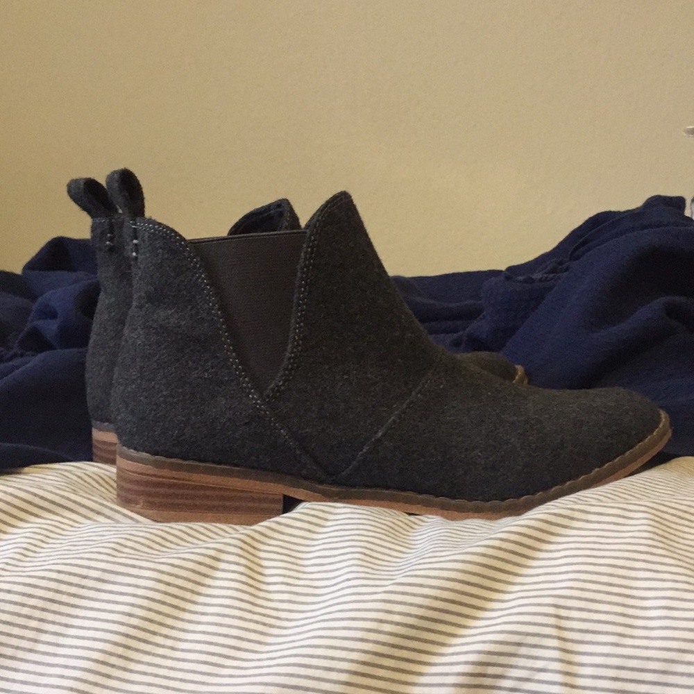 Maylon Chelsea boots